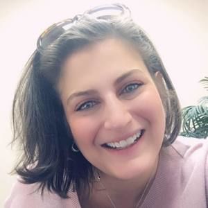 Meet your Posher, Dara